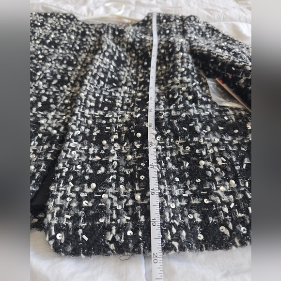 NWT Alice + Olive Black and White Tweed Peals Sequin Jacket Size S - Picture 8 of 10